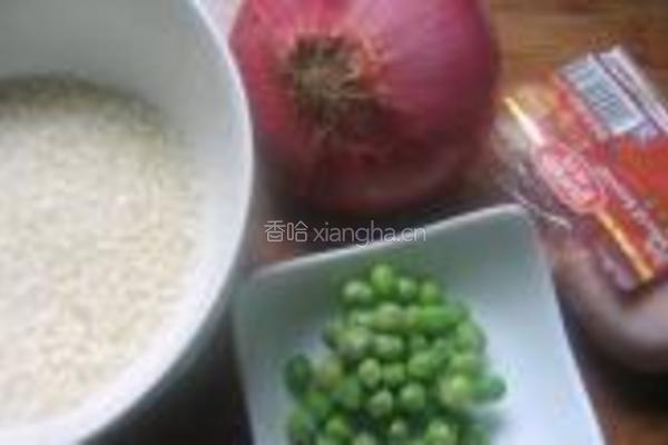 金色方腿青豆炒饭的做法图解1