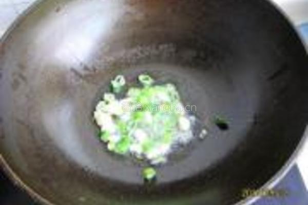 排骨番茄炸酱面的做法图解2