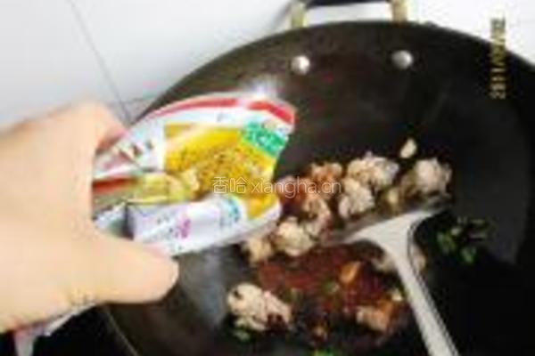 排骨番茄炸酱面的做法图解5