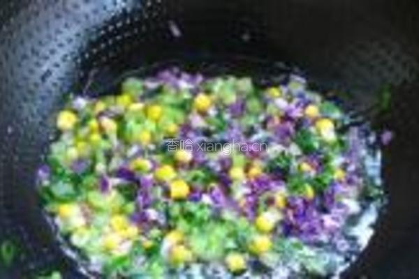 芹菜紫甘兰蛋炒饭的做法图解3