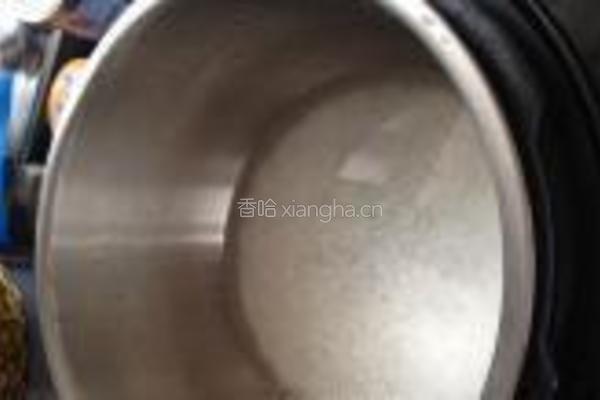 虾仁鸽子粥的做法图解2