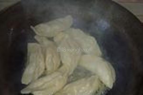 猪肉大葱馅锅贴的做法图解16