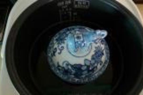 红枣冰糖炖燕窝的做法图解9