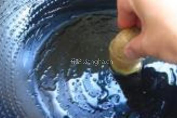 煎饼果子的做法图解4