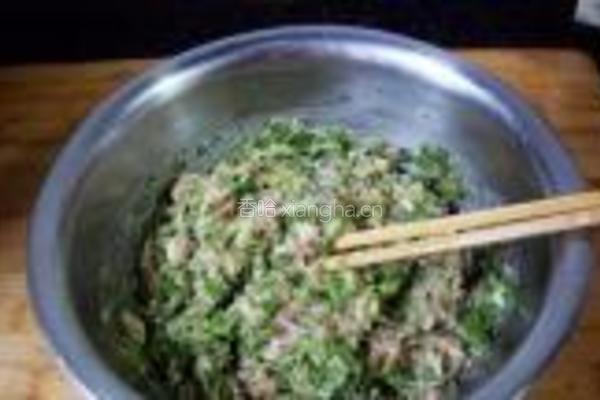 鲜肉荠菜大馄饨的做法图解1