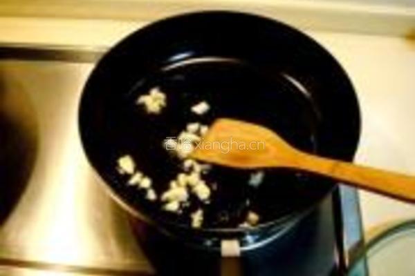 金枪鱼拌蝴蝶意粉的做法图解4