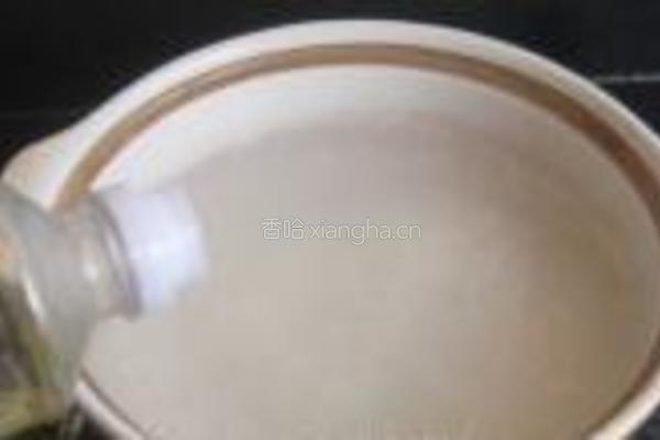 荠菜鸡肝糯米粥的做法图解2