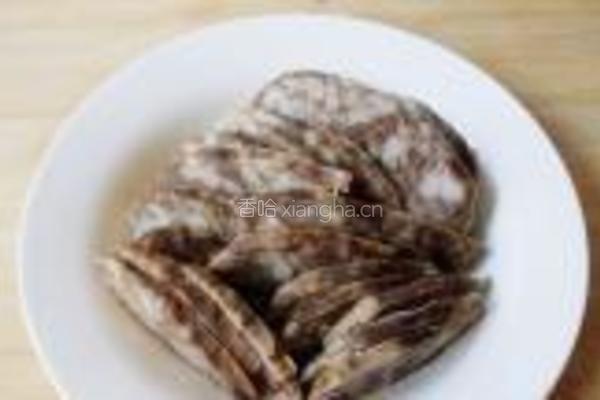 鸡腿腊肠煲仔饭的做法图解7