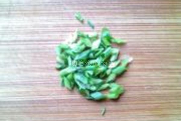 至尊黄金蛋炒饭的做法图解5