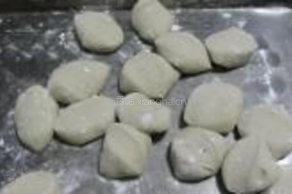 荞麦素菜包子的做法图解9