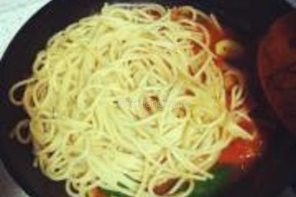 蕃茄意大利素面的做法图解7