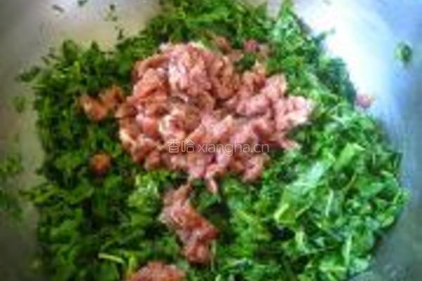 荠菜猪肉合子的做法图解3