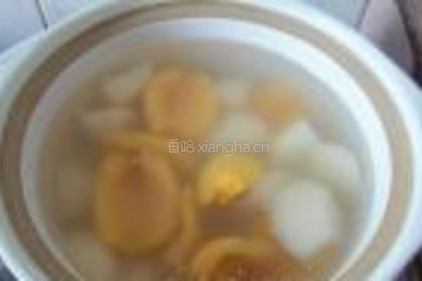 川贝雪梨枇杷糖水的做法图解4