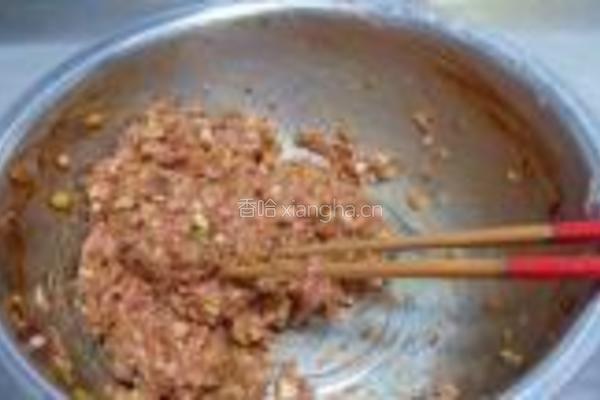 猪肉萝卜饺子的做法图解6