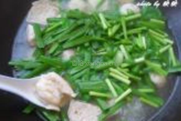 韭菜肉丸煮米粉的做法图解7