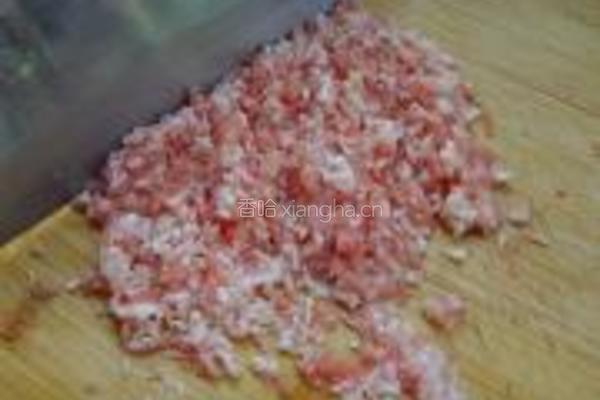 猪肉豆角水饺的做法图解3
