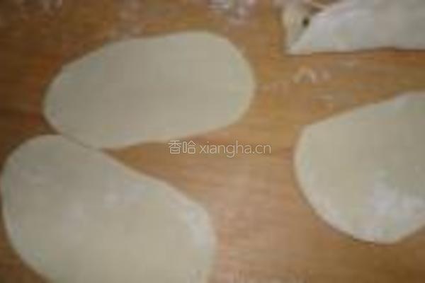 鲅鱼锅贴的做法图解7