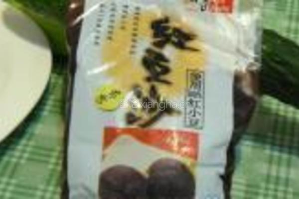 糯米豆沙芝麻炸糕的做法图解2