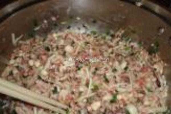 双菇馅蛤蜊式煎饺的做法图解2