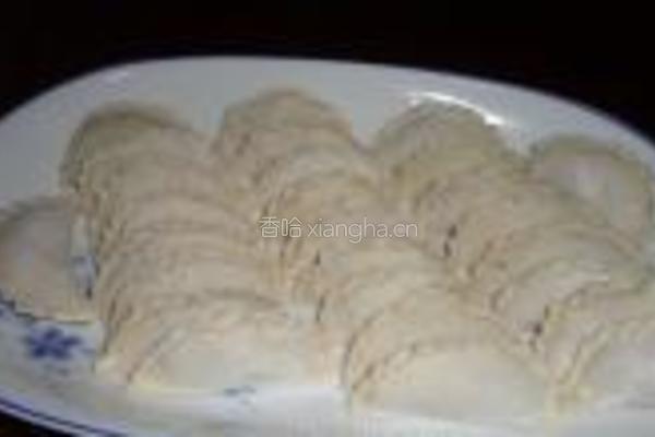 双菇馅蛤蜊式煎饺的做法图解3