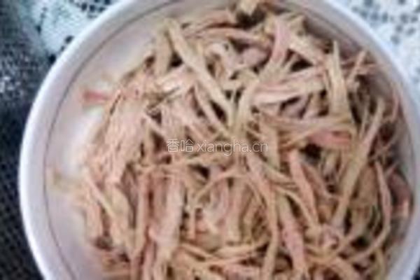 自制猪肉松的做法图解1