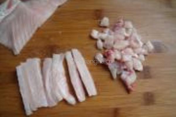 松子鱼米饭的做法图解1