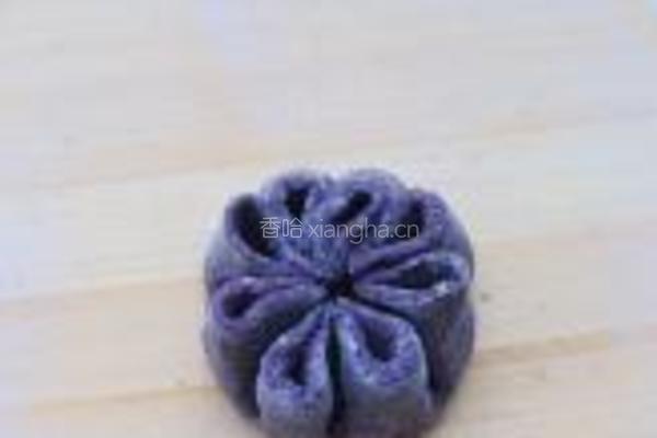 黑米豆沙菊花包的做法图解9