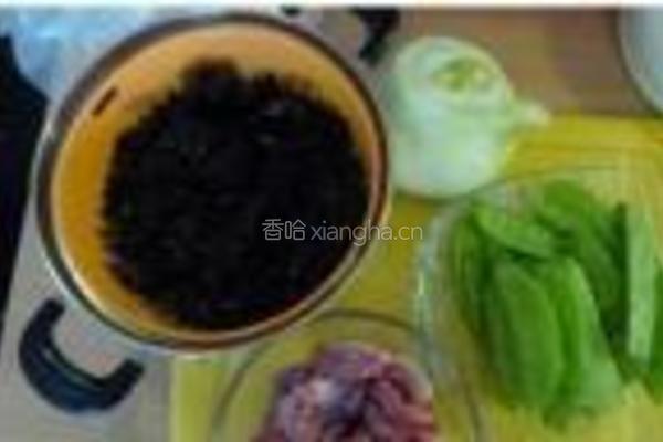 荷兰豆五香鸡胗的做法图解1
