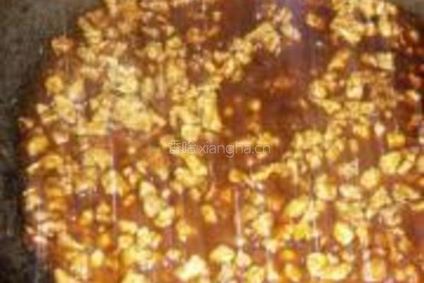 肉丁蒜苗炸酱面的做法图解6