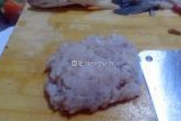 三色双菇鲈鱼饺子的做法图解5