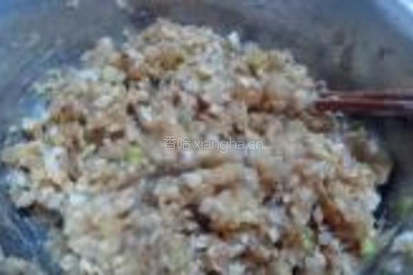 三色双菇鲈鱼饺子的做法图解7