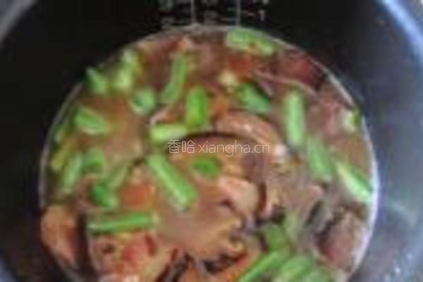 腊肉豆角焖饭的做法图解11