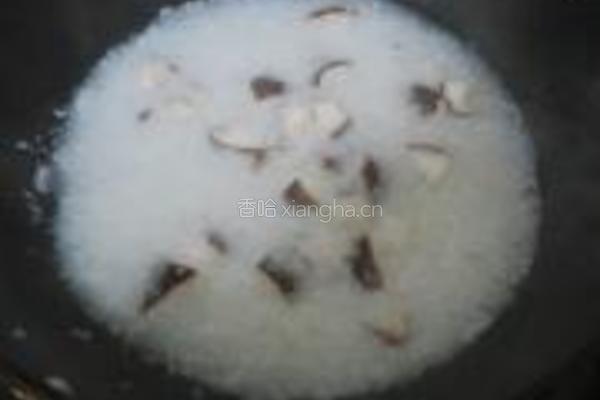 香菇鳕鱼粥的做法图解5