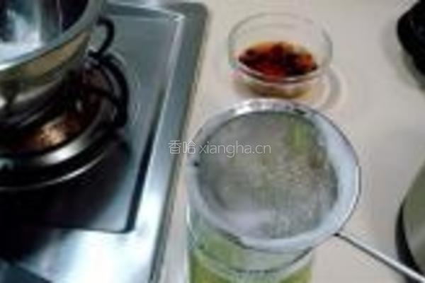 血菊苦瓜饮的做法图解7