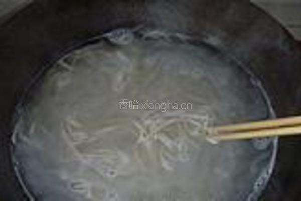 青菜肉丝小煮面的做法图解2