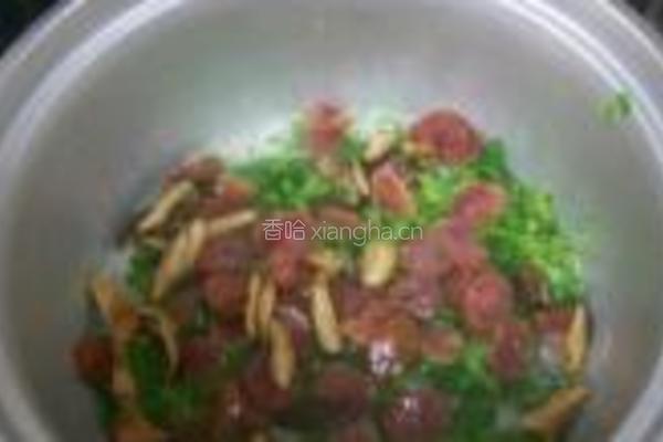 芥菜腊肠焖饭的做法图解6