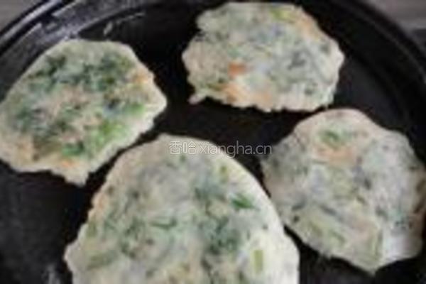 茼蒿饼的做法图解7