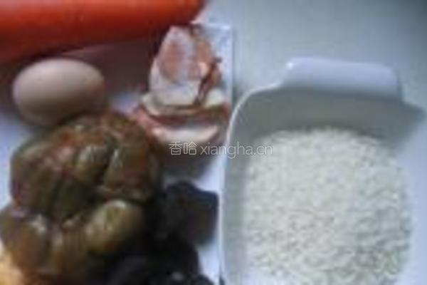 榨菜蛋炒饭的做法图解1