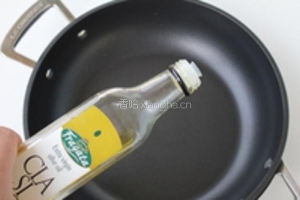 蚕豆烧鸡肉的做法图解4