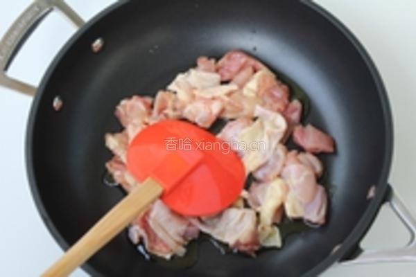 蚕豆烧鸡肉的做法图解6