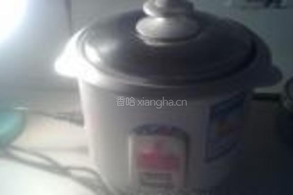 五彩什锦焖饭的做法图解3