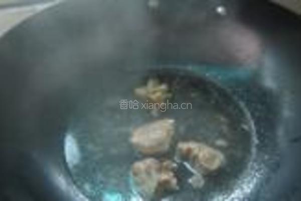 鸭肉米粉的做法图解3