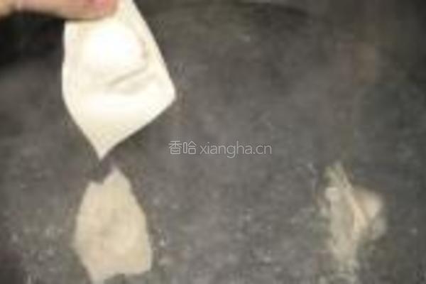 酸辣猪肉芹菜馄饨的做法图解13