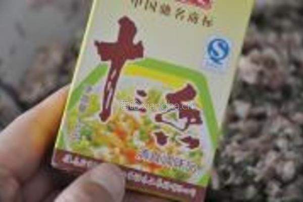 茴香猪肉饺的做法图解6