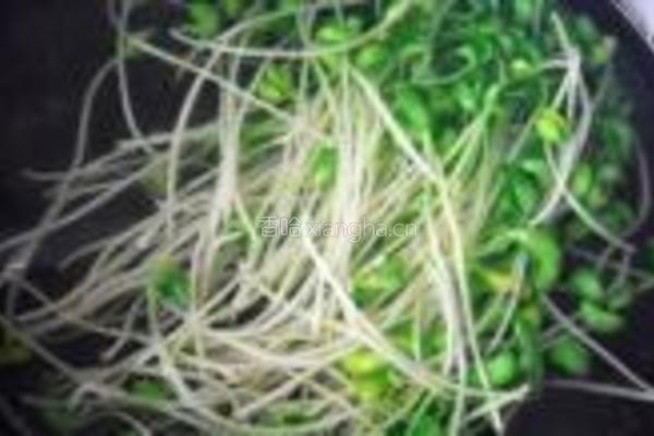 锦带芽菜卷的做法图解5