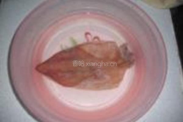 豆腐粒香菇干鱿鱼粥的做法图解3
