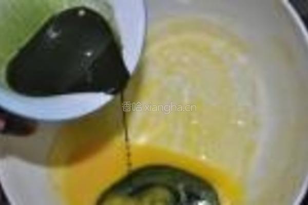 抹茶蛋糕的做法图解2
