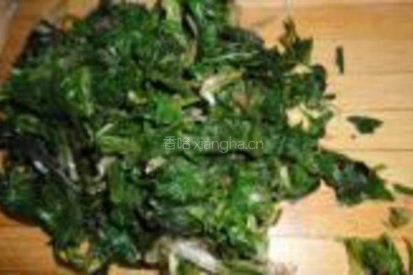 蒲公英肉锅贴的做法图解3