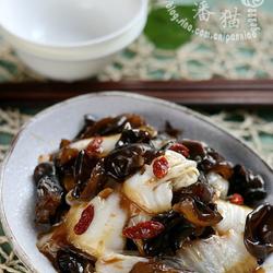 木耳炒白菜的做法[图]