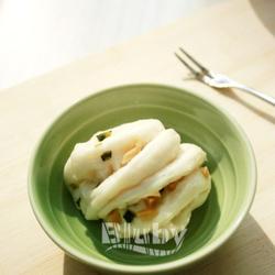 火腿肠葱花卷的做法[图]